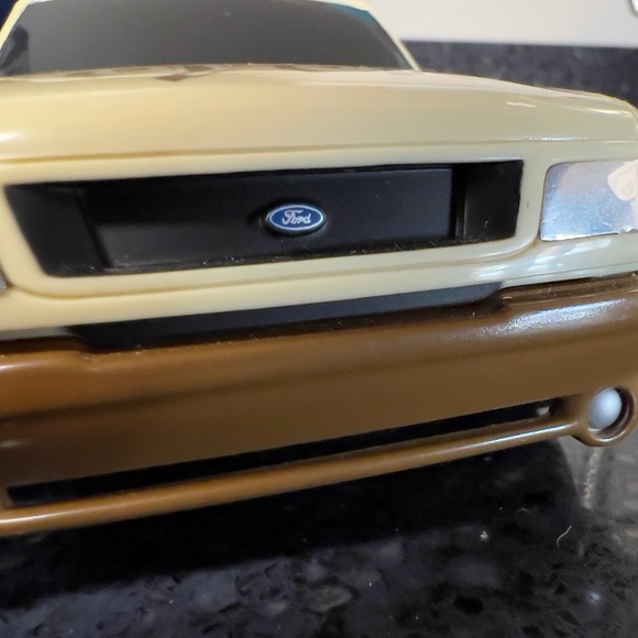 Wile Coyote Snap Kit Truck , Assembled - Picture 10 of 12